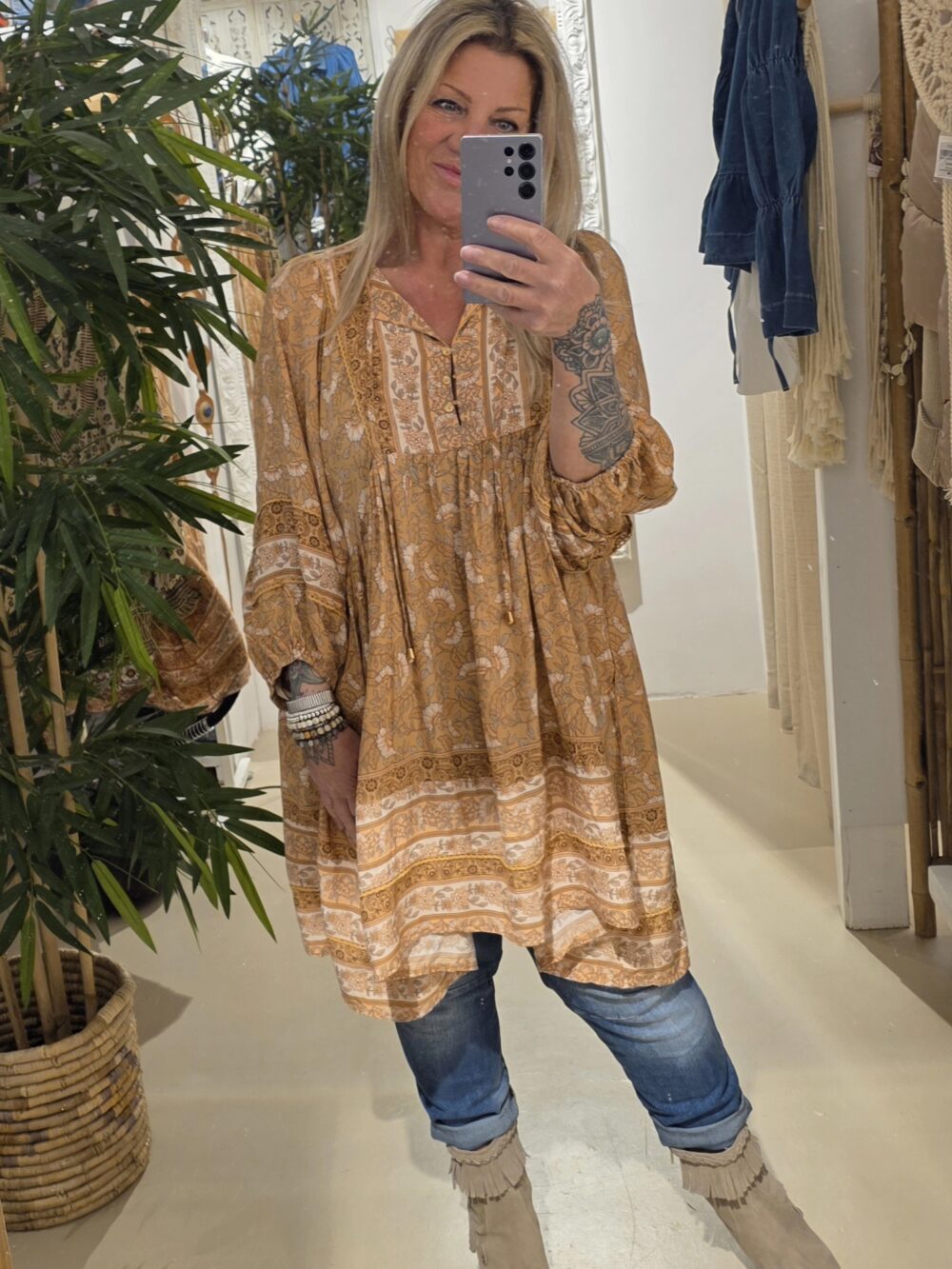 Jaase mini dress Creme Brulee