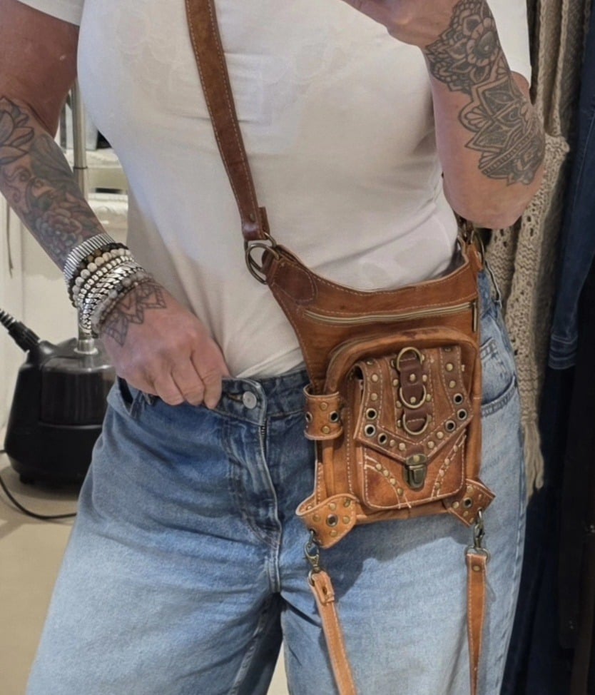 Leren crossbody bag, met beenriem