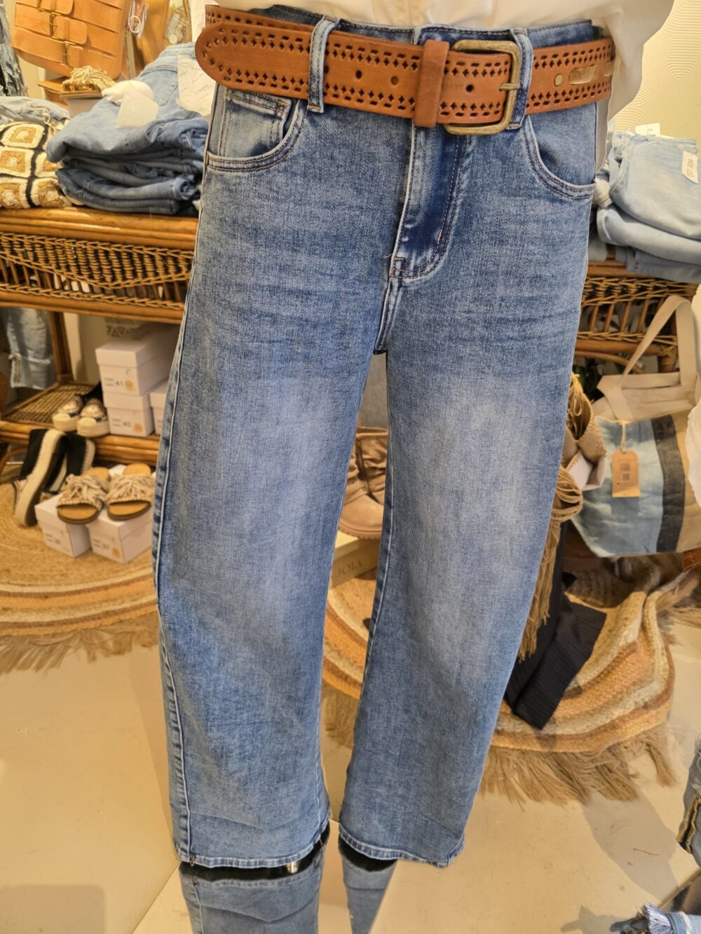 Wide leg jeans