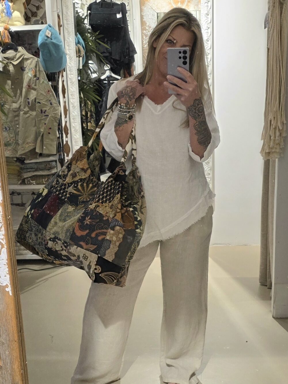 Bindi Batik Beach bag